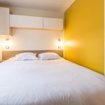 Exemple chambre lit double Privilège 3 Chambres* - Camping Sarzeau